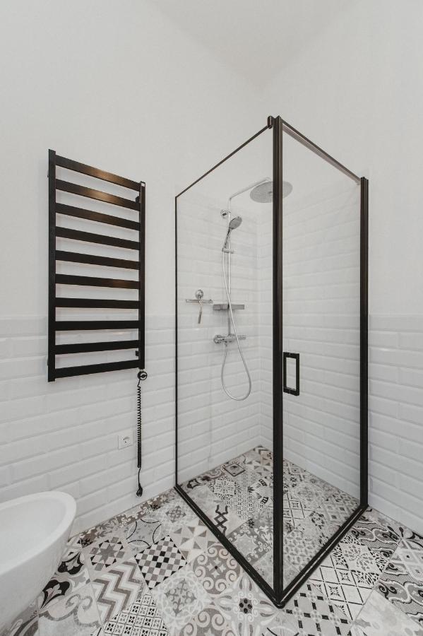 Cozy Apartment Near Zalgirio Arena By Urban Rent Kaunas Exterior photo